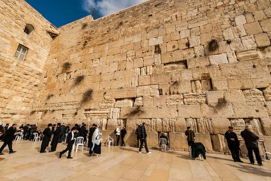 Стена причитаний в Иерусалиме